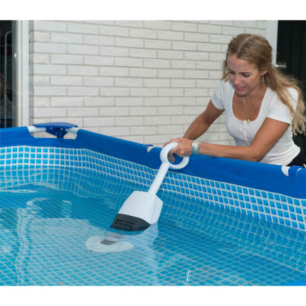 Infinite Pool &amp; Whirlpool Poolsauger mit Akku